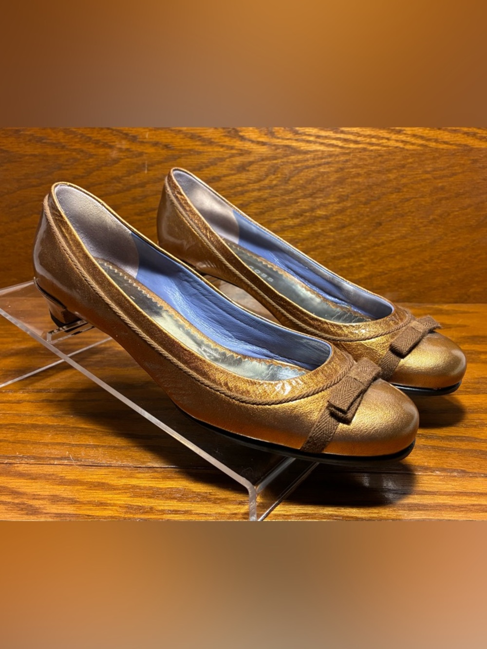 Y2K Marc Jacobs ITALY MADE Ribbon Bow Bronze Patent Low Heel Pumps EU 38 US 7.5